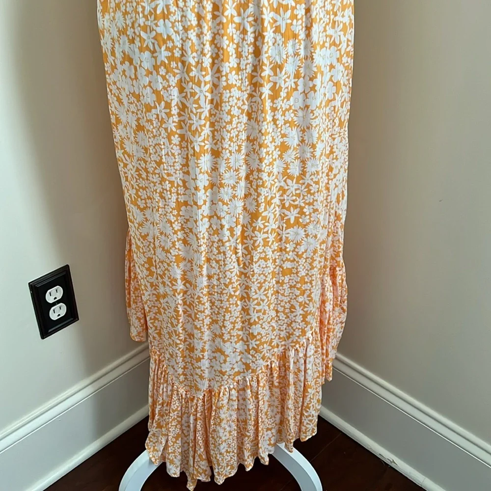 ☀️Smocked Spaghetti Strap Maxi. Size Medium